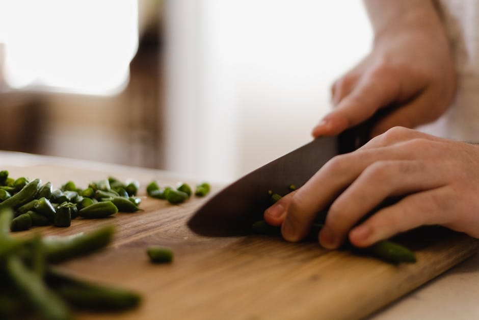 Knife Skills for Asian Cooking: What Your Western Technique Misses