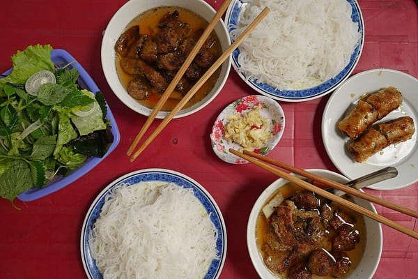 Bún Chả and the Grill Smoke of Hanoi: Inside Vietnam's Most Argued-Over Noodle Dish
